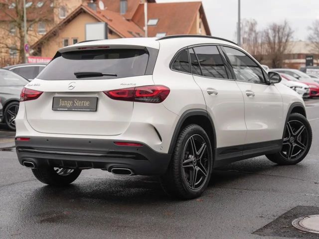 Mercedes-Benz GLA 250 4MATIC AMG Line