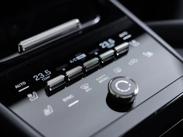 Porsche Cayenne E-Hybrid Turbo