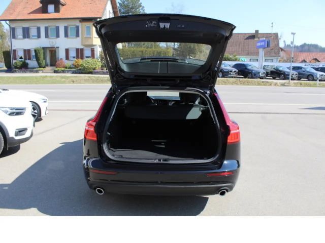Volvo V60 Momentum