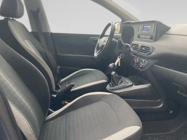 Hyundai i10 Chic 1,0 MT a1bc0