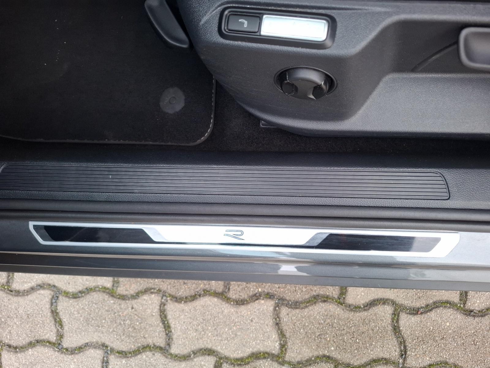 Volkswagen T-Roc DSG R-Line