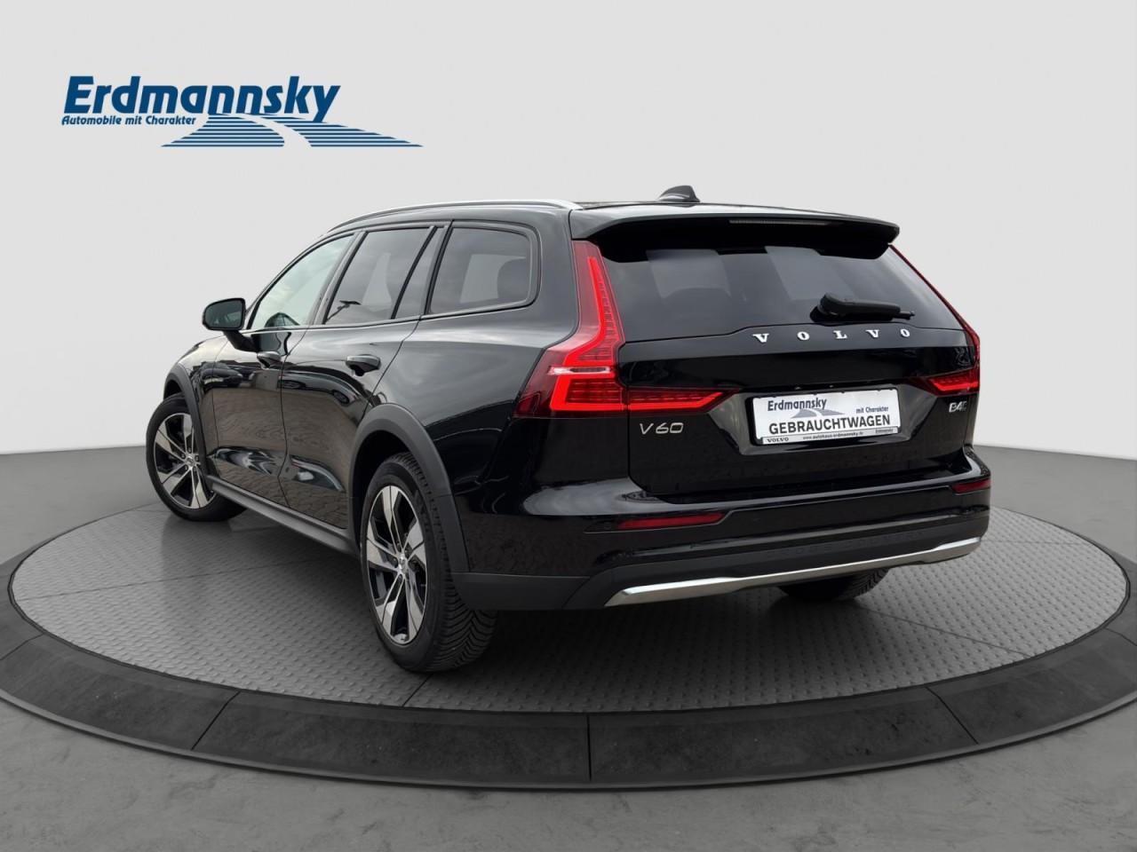 Volvo V60 AWD Plus