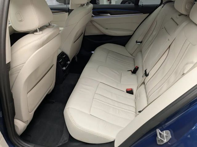 BMW 530 530e Touring