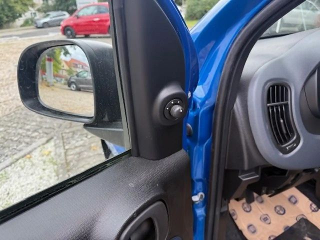 Fiat Panda Hybrid 1,0 70 PS mit Tempomat