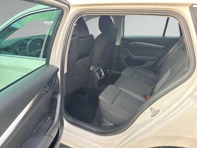 Skoda Octavia 2.0 TDI Combi Style Style