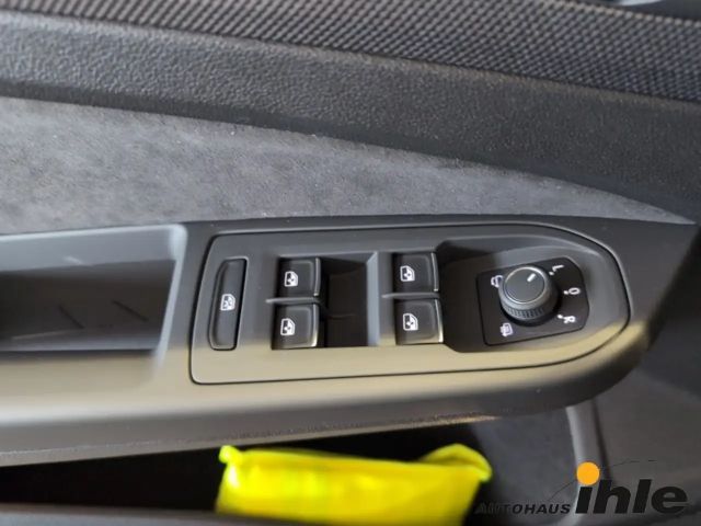 Volkswagen Golf DSG GTI Golf VIII Style