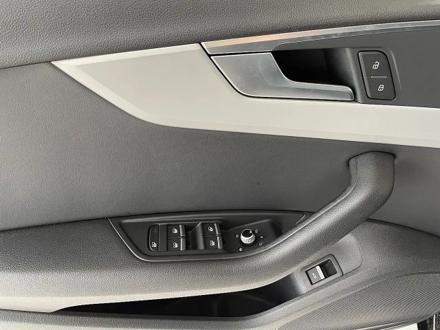 Audi A4 Avant S-Tronic