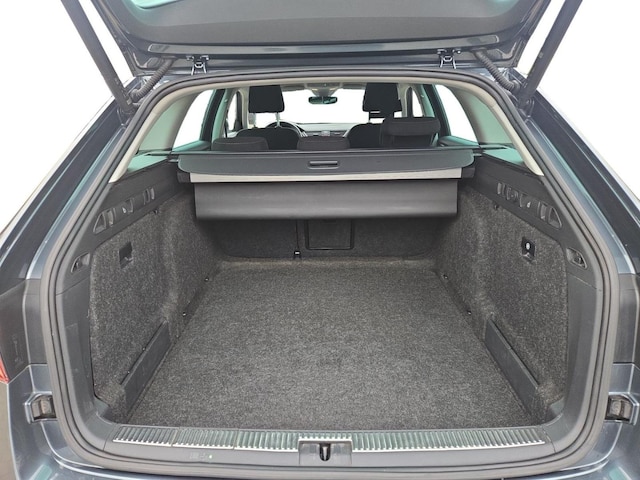 Skoda Superb 2.0 TDI Combi Style Style