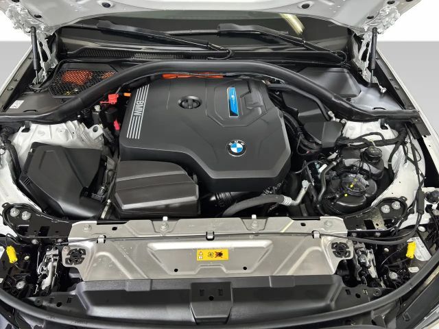 BMW 330 330e M-Sport Touring xDrive