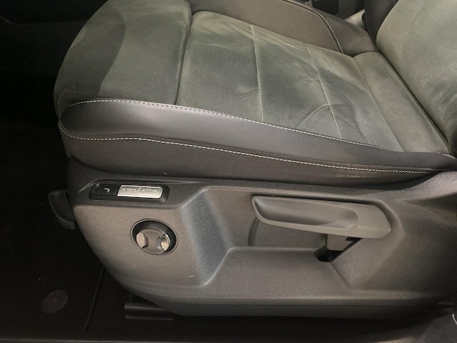 Volkswagen T-Roc 1.5 TSI Plus