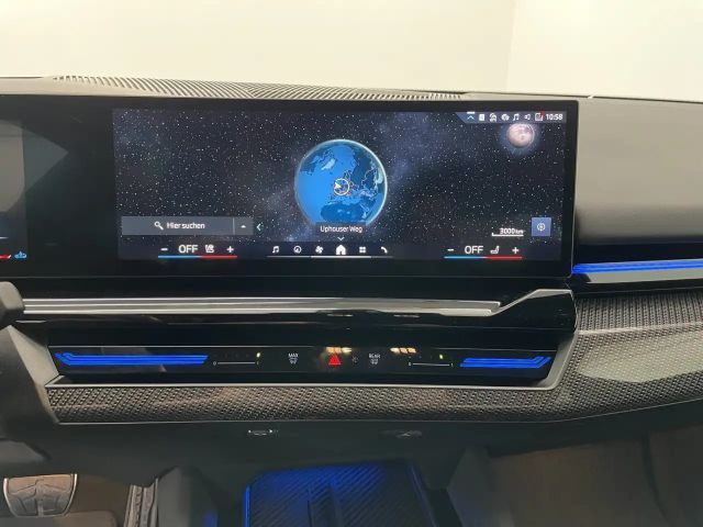 BMW 520 520d M-Sport Sedan