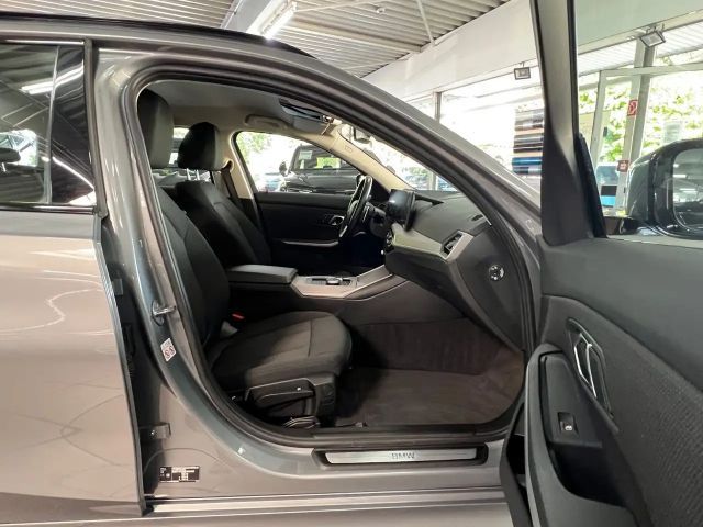 BMW 318 318d Touring