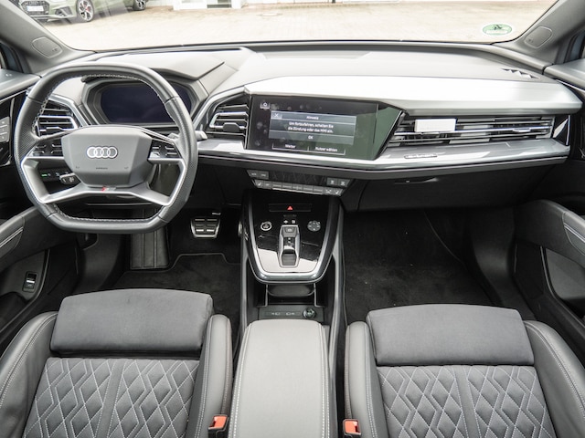 Audi Q4 e-tron SUV 45 e-tron Audi Q4 e-tron