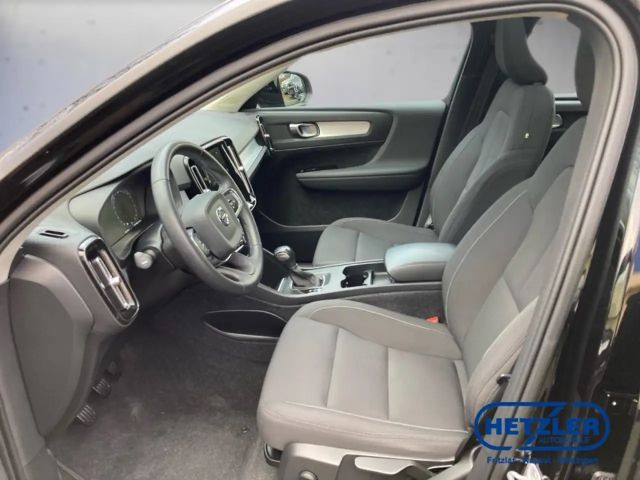Volvo XC40 Momentum T4