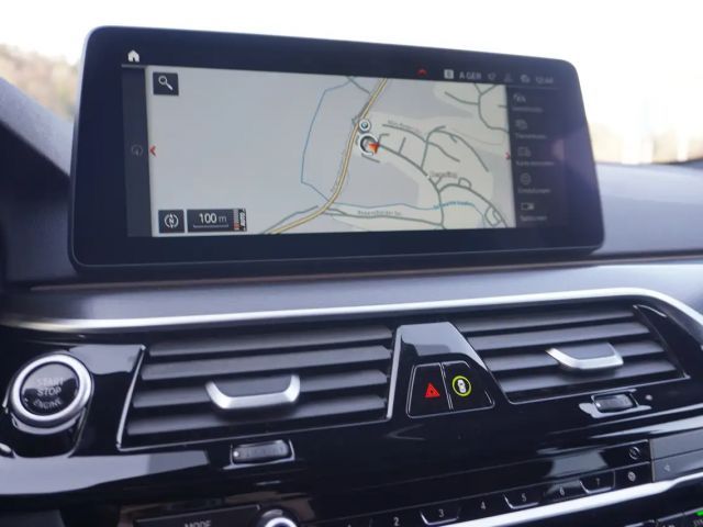 BMW 530 530d M-Sport Touring xDrive