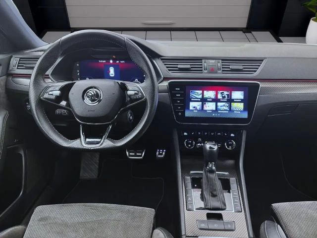 Skoda Superb 2.0 TDI Combi Sportline