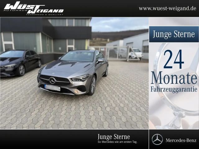 Mercedes-Benz CLA 200 Coupé Progressive