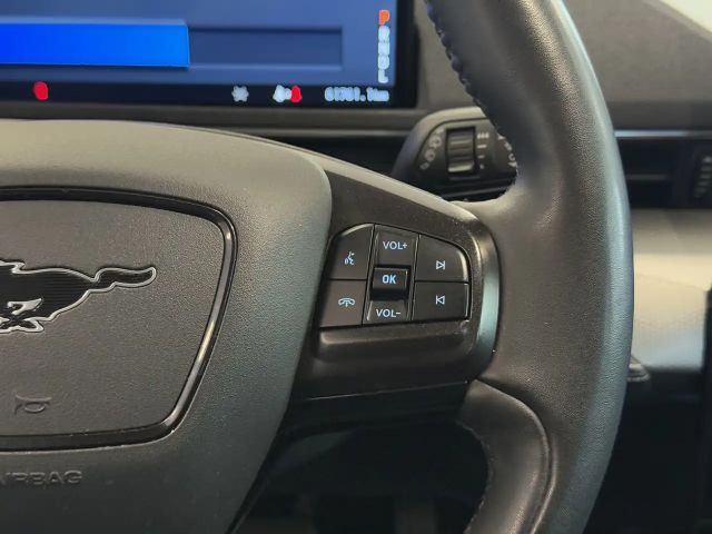 Ford Mustang Mach-E ST Line