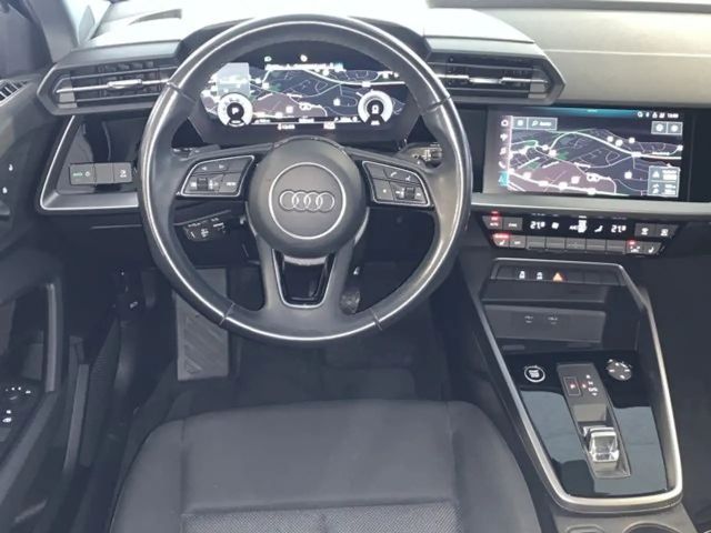 Audi A3 30 TFSI Sedan Sportback