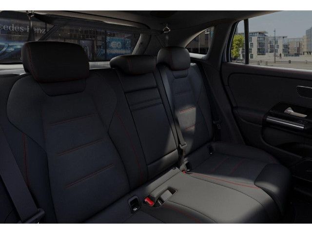 Mercedes-Benz EQA 300 4MATIC