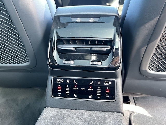 Audi A6 Quattro S-Tronic Sedan