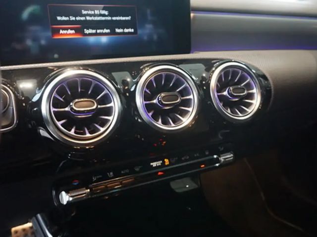 Mercedes-Benz CLA 250 AUTOMATIK+LEDER+NAVI+LED+DIGITALER TACHO