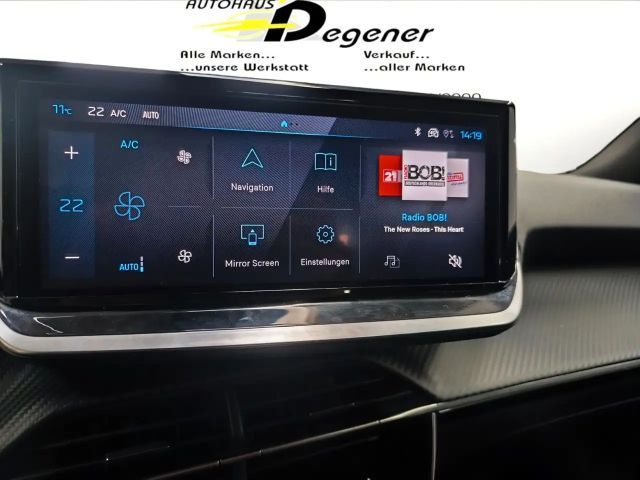Peugeot 2008 / Automatik / LED / Allwetter / dig. Tacho