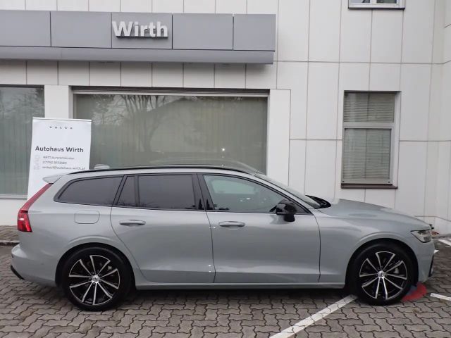Volvo V60 AWD Dark Plus T6