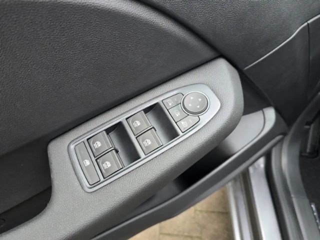 Renault Clio E-Tech Evolution Hybrid