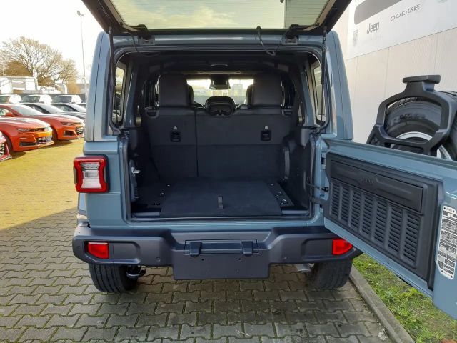 Jeep Wrangler Sahara