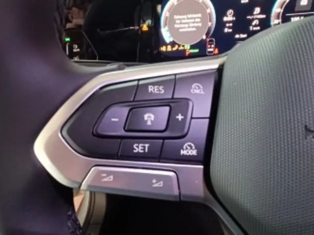 Volkswagen Golf Business DSG Variant