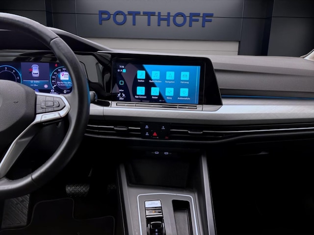 Volkswagen Golf 2.0 TDI DSG Life Variant