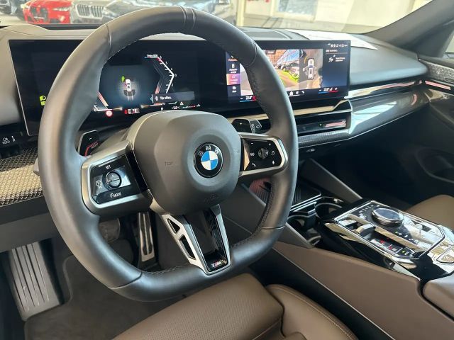 BMW 540 540d M-Sport Touring xDrive