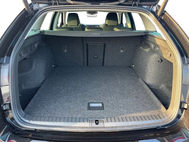 Skoda Octavia Combi Selection