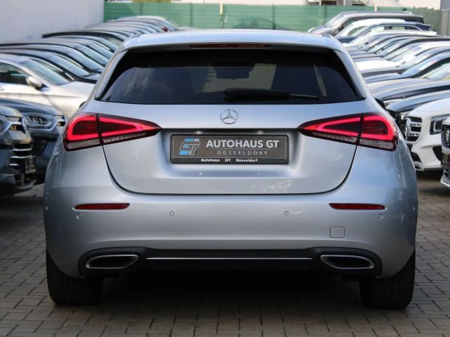 Mercedes-Benz A 180 DCT/Leder/Standhzg/Navi/Kamera/Sitzhzg