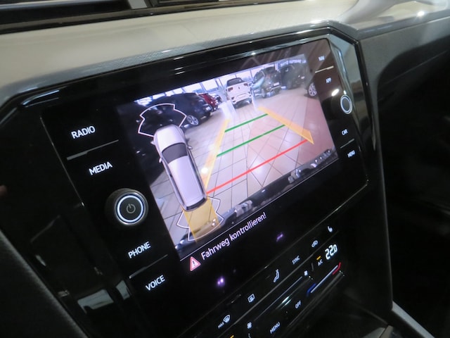 Volkswagen Passat 1.5 TSI Business DSG Variant