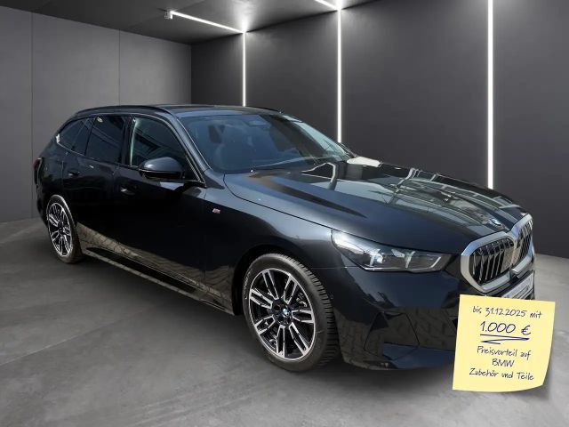 BMW 540 540d M-Sport Touring xDrive