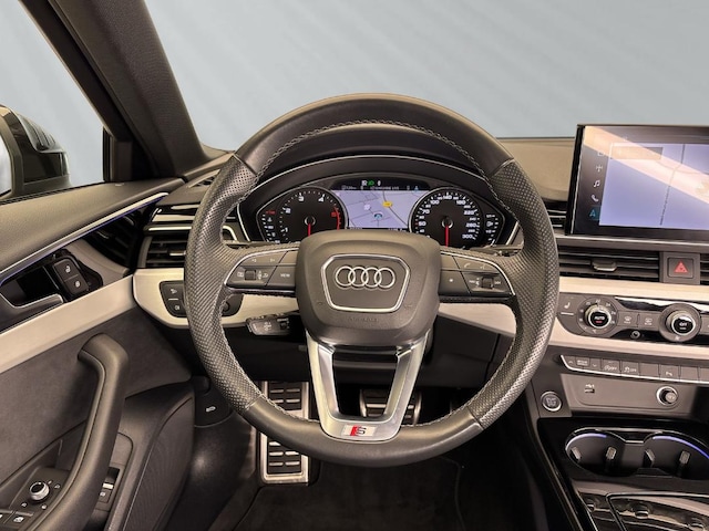 Audi A4 40 TDI Avant S-Tronic