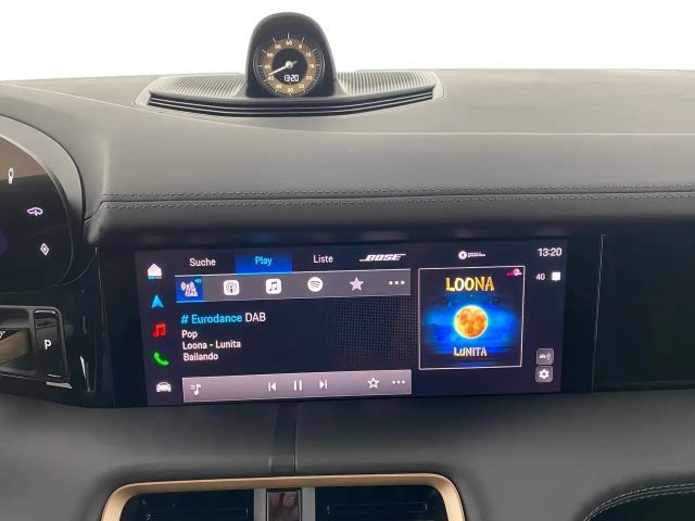 Porsche Taycan 4 Cross Turismo