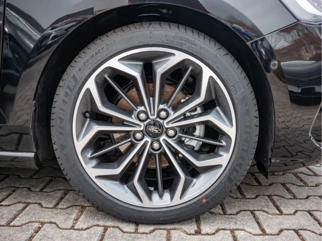 Ford Focus ST Line Wagon