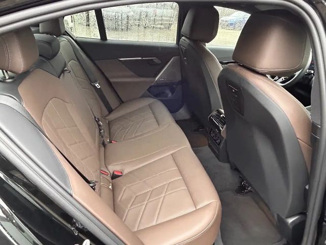 BMW 520 520i M-Sport Sedan