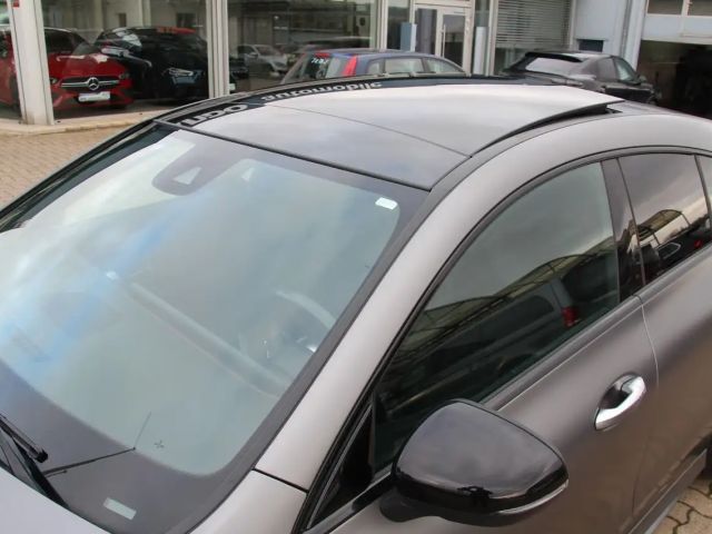 Mercedes-Benz CLA 200 AMG Line