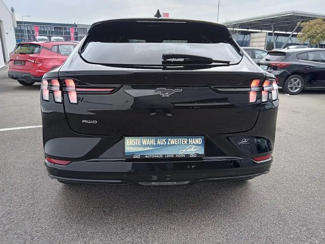 Ford Mustang Mach-E AWD Extended range