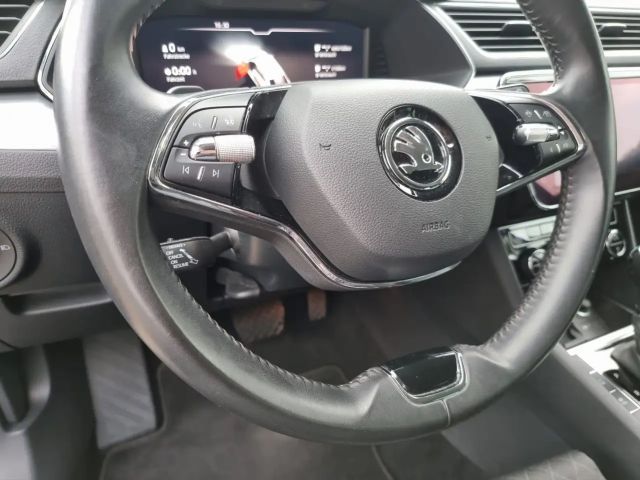 Skoda Superb Ambition Combi iV