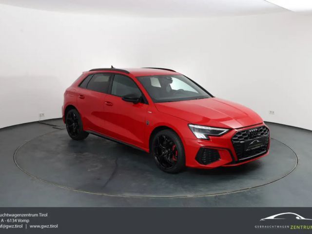 Audi A3 45 TFSI Hybride S-Line Sedan