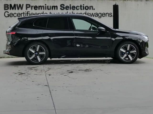 BMW iX xDrive50