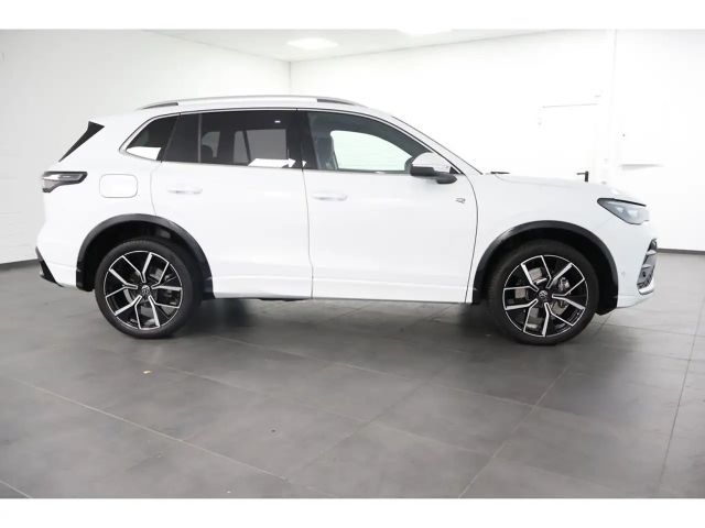 Volkswagen Tiguan 2.0 TDI DSG R-Line