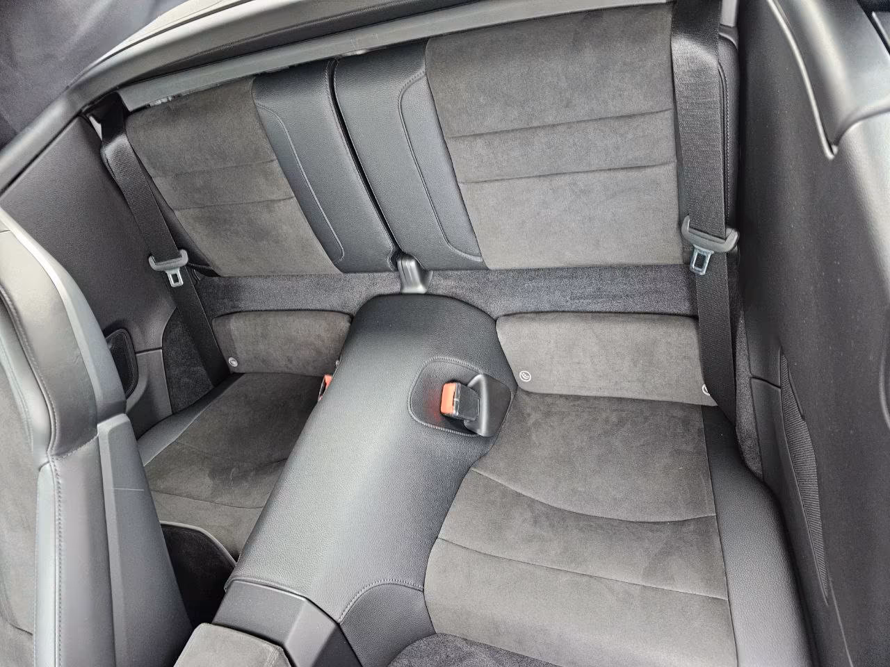 Porsche 911 Cabriolet Carrera GTS