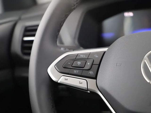 Volkswagen T-Cross 4Me TSI