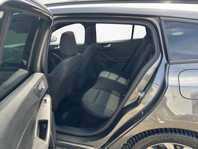 Ford Focus ST Line Wagon